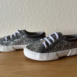 Toddler Girl Vans Size: 9