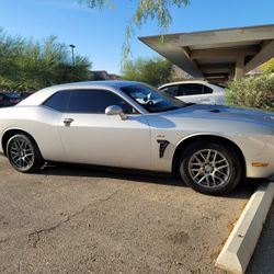 Dodge Challenger 2012 