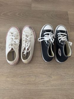 Girls Shoes size 2 (4 pairs)