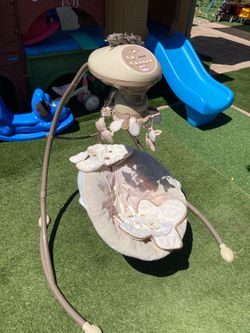 Baby cradle swing