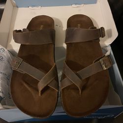 Women Sandals Size 10