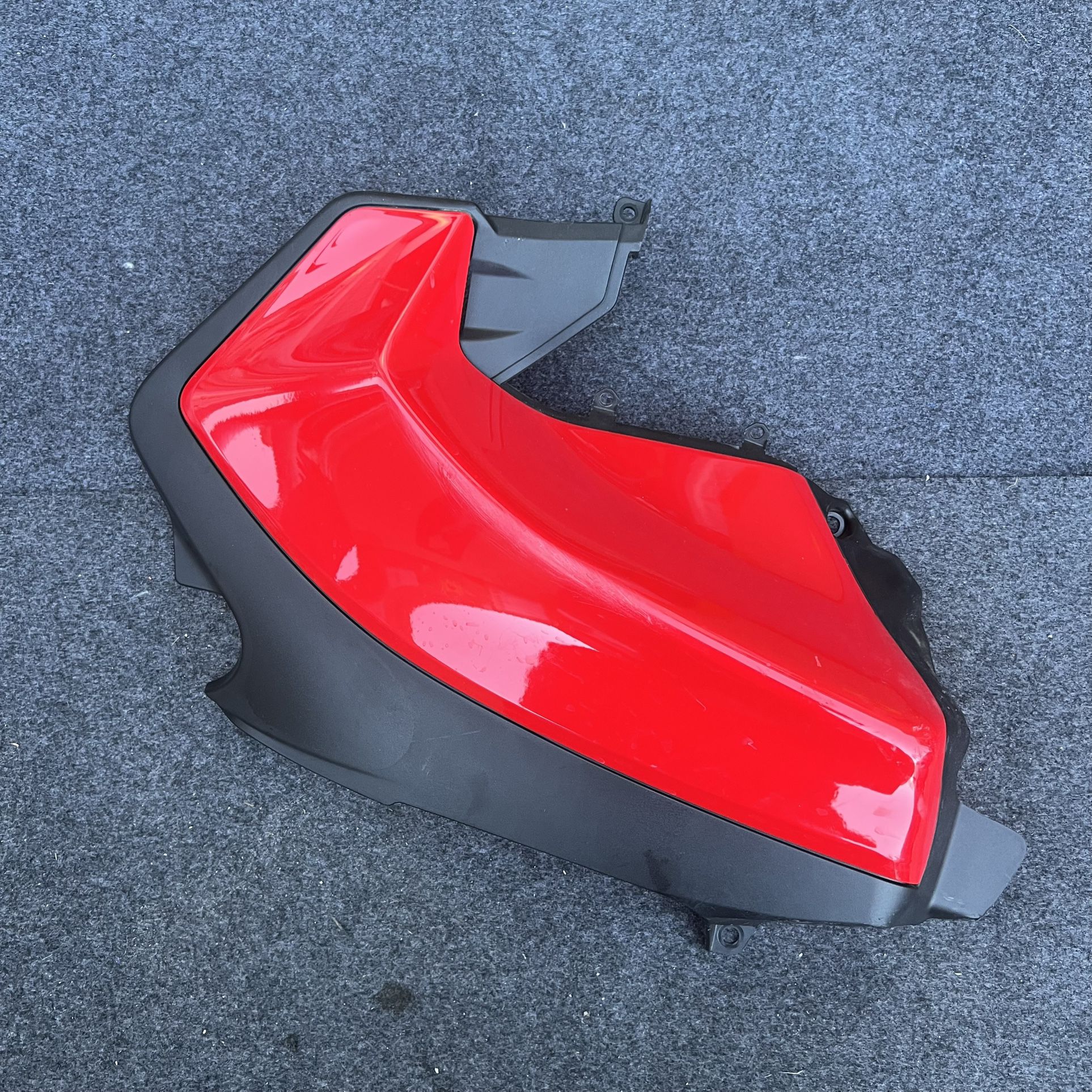 Ducati Panigale V2 20-23 OEM Left Upper Inner Fairing Cover Panel 4801B061A 480.1.B06.1A