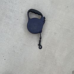 16’ long dog leash with stop botón $ 15.00.