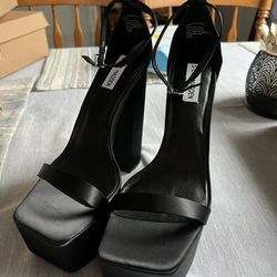 Black Platform Heels 