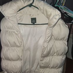 Wild Fable Puffer (White)