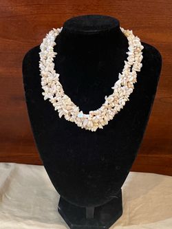 Mother of Pearl Nuggets Necklace