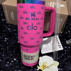 Stanley FlowState Tumbler in Electric Pink. 