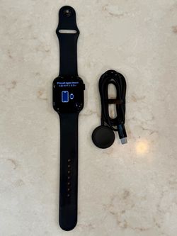Apple Watch Series 9 45mm GPS Midnight Aluminum Good Condition