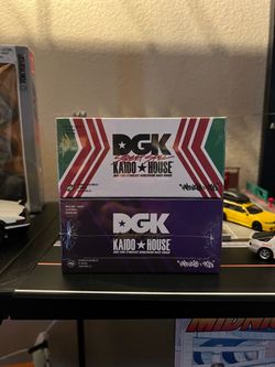Kaido house DGK R34 and AE86