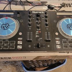 Numark mixer pro3