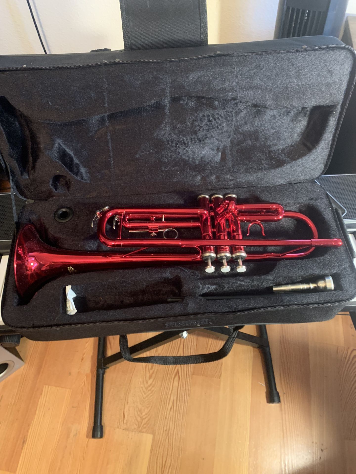 East rock Trumpet