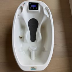 Aquascale 3-in-1 Digital Scale, Water Thermometer, and Infant Bath Tub