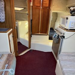 1990 Sea swirl Cordova Cabin Cruiser