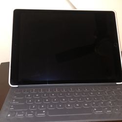 IPAD pro 3rd gen 256gb