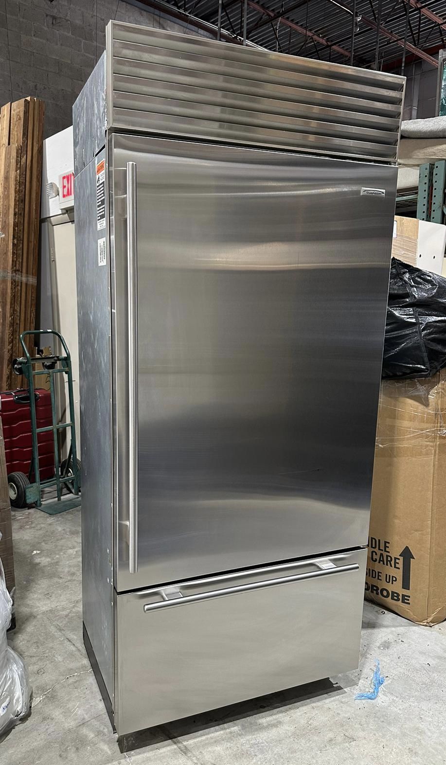 Sub-Zero Freezer Refrigerator