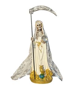 Santa Muerte Vestimenta blanca De Velo 14"