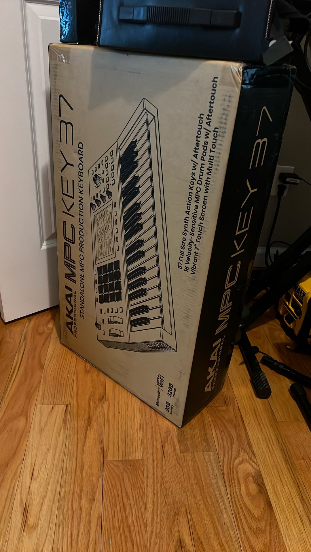 MPC KEY 37 New In Box