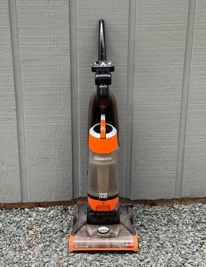 Working Bissell CleanView Upright Multi Surface Vacuum Cleaner
