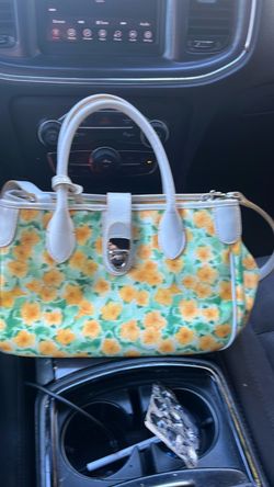 Dooney &Bourke