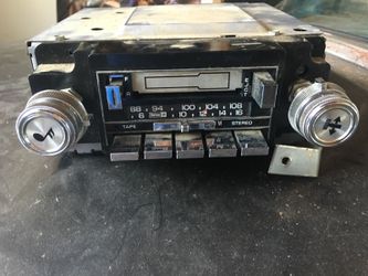 OEM Chevrolet working radio C10 silverado suburban Cheyenne deluxe square body
