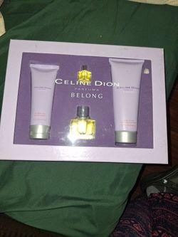 Perfume lo tenia de colección necesito dinero por la cual lo estoy bendiendo