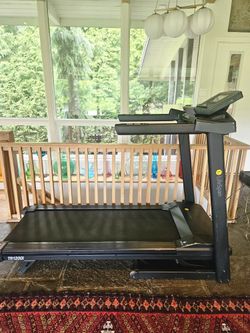 LifeSpan TR1200i Treadmill