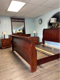 King Bedroom Set