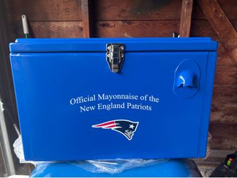 New England Patriots Hellmans Retro cooler with bottle opener