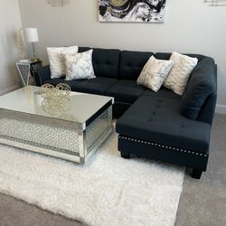 Modern Sectional Couch 🛋️ 