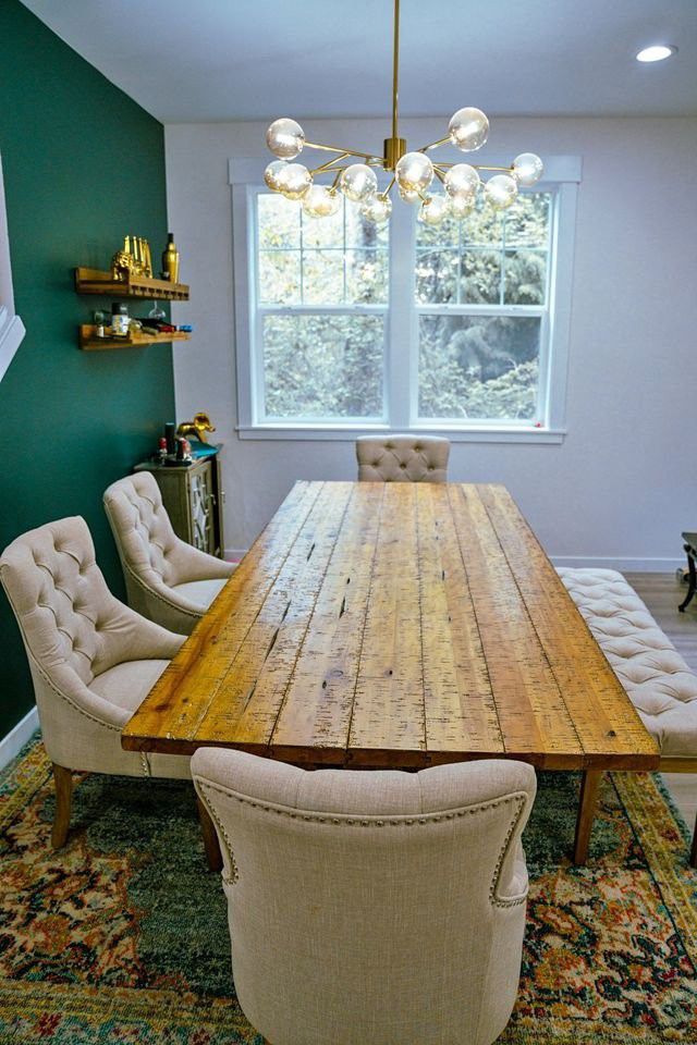 SALE! Beautiful Dining Table set of 6