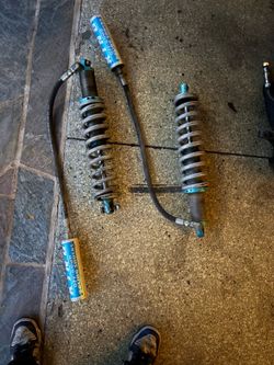King 2.5x8” Coilovers