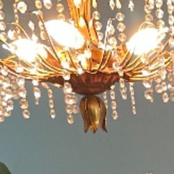 Chandelier, Calendabro