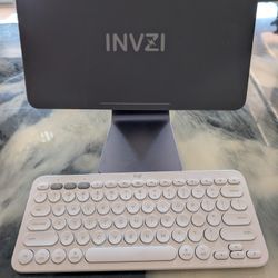 Stand And Keyboard For Ipad