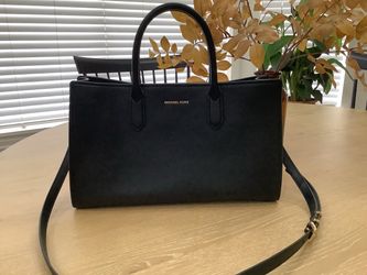 Michael Kors Purse in Perfect Condition