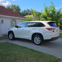 2014Toyota Highlander White