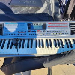 Roland EM- 15 Creative Keyboard With Stand