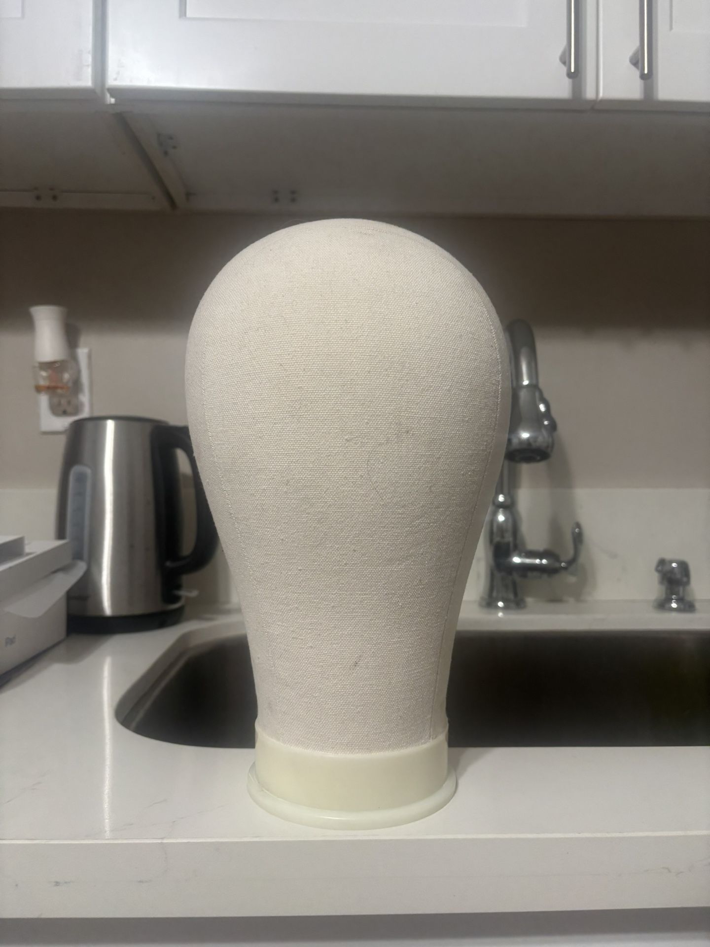 Wig head