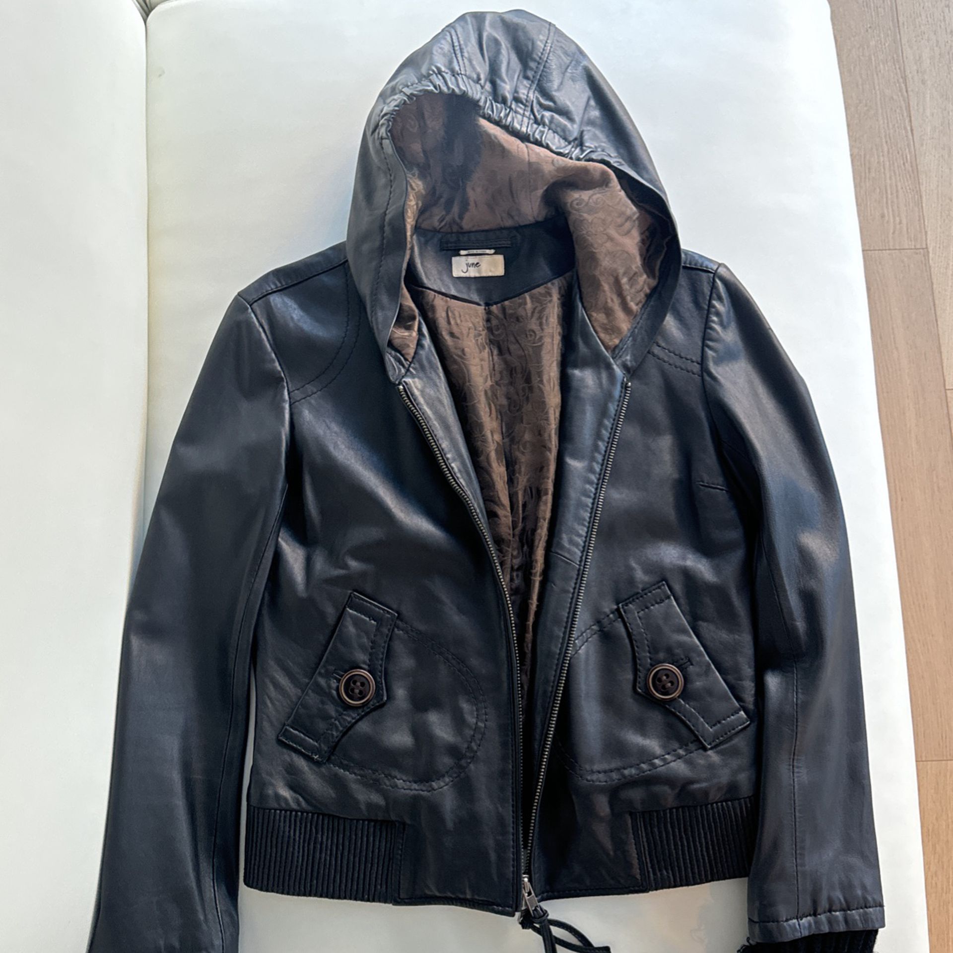 Women’s Leather Jacket W/Hoodie - Small 
