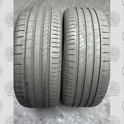 265 40 17 GoodYear Eagle Pair of 2 Tires With 80% Tread Remaining