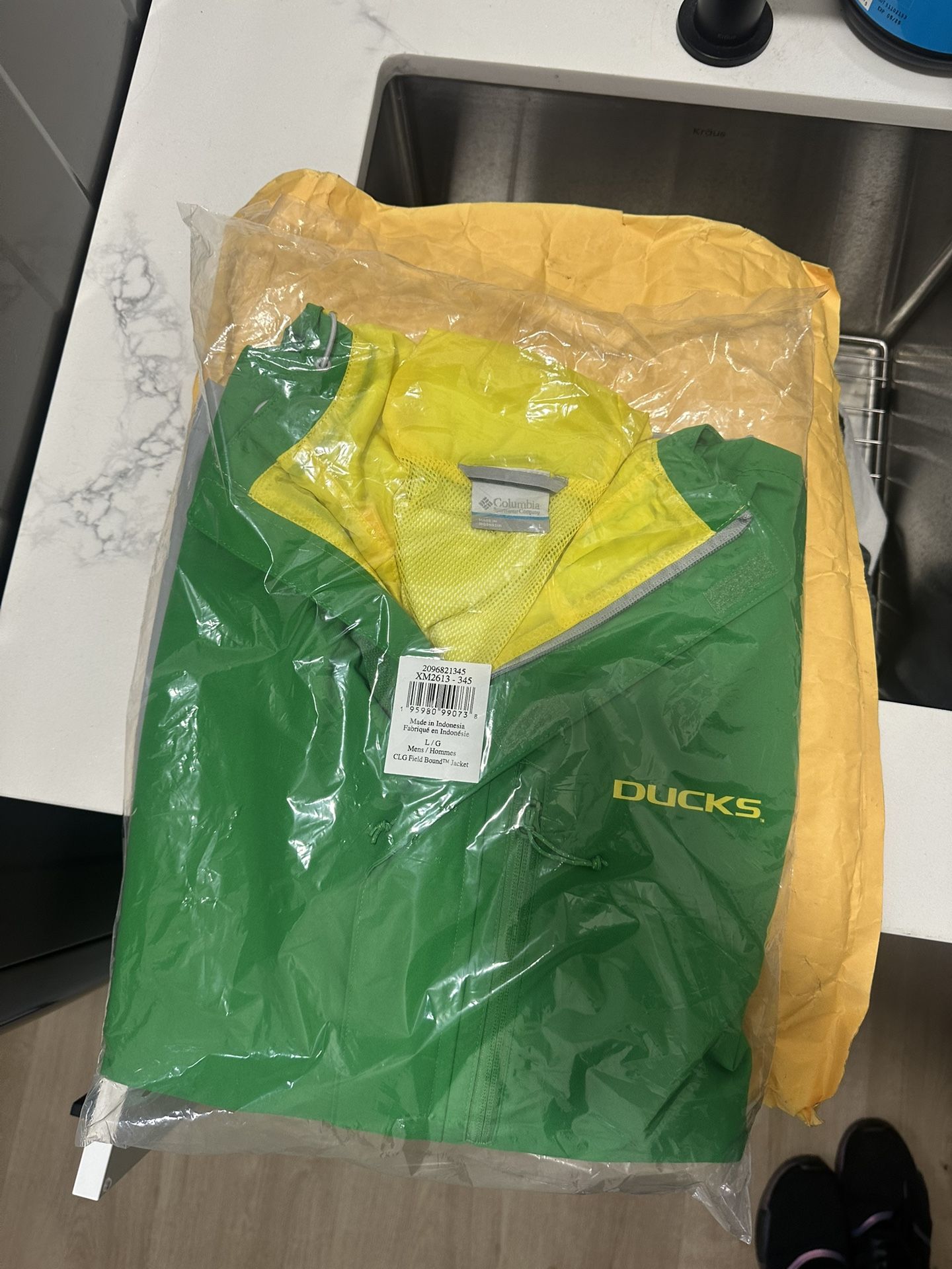 University Of Oregon Duck CLG Field Bound Columbia Waterproof jacket