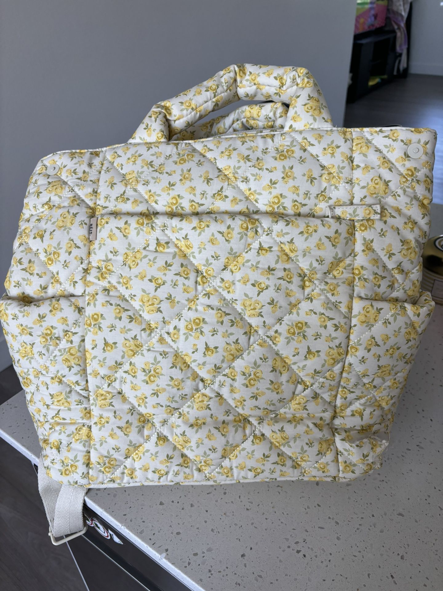 BEIS floral Diaper Bag 