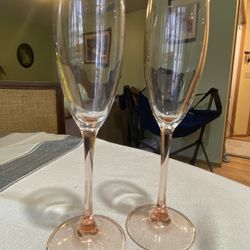Pink Glass Champagne Glasses 