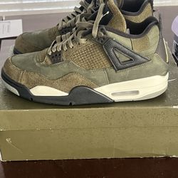 Olive Jordan 4s Sz 11 90$