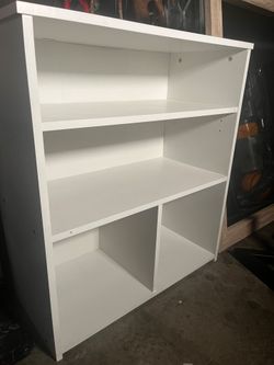 White Laminate Bookshelf/Storage Organizer