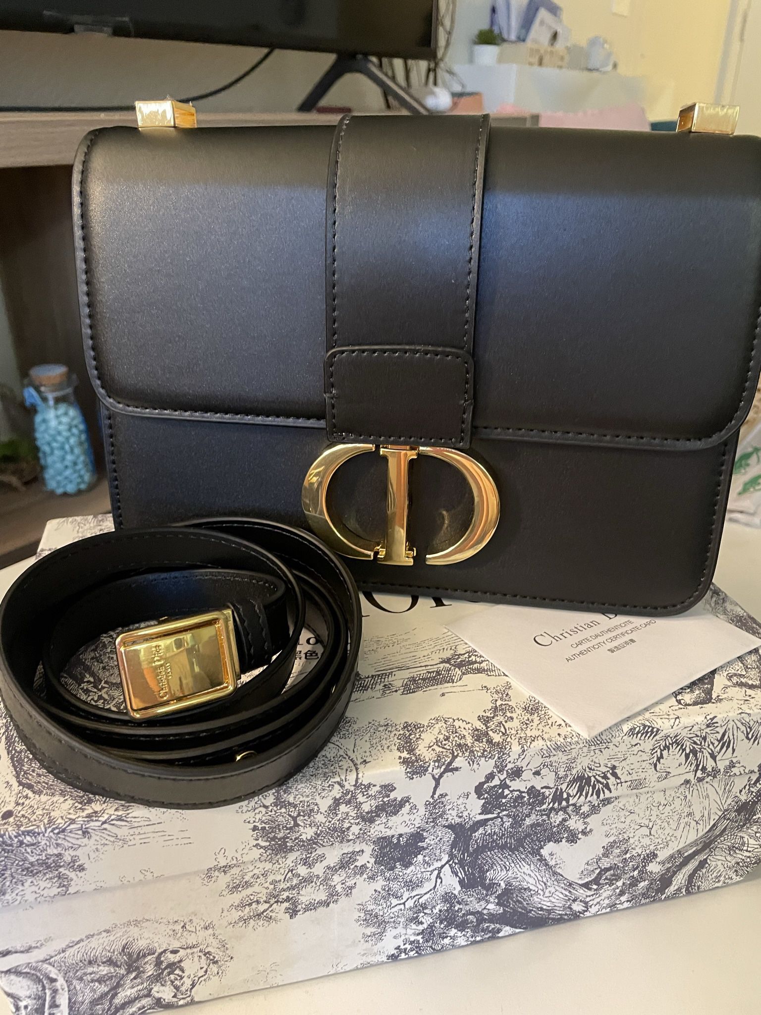 Loungefly Dodgers Clear Crossbody With Bag Inside 2pcs Nwt for Sale in  South Gate, CA - OfferUp