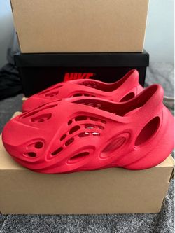 Yeezy Foam Runner