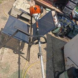 Stihl Weed eater. Km   110 -R