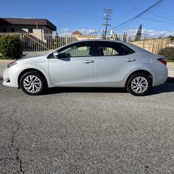 2018 Toyota Corolla LE