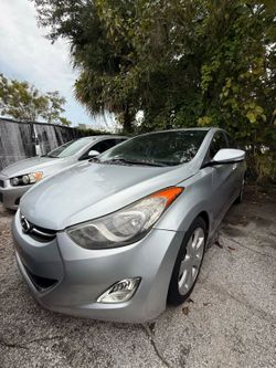 2013 Hyundai Elantra Li,ited Sedan 4D