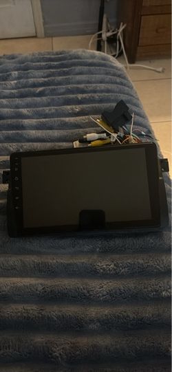 Touch screen radio came out my bmw works great today special